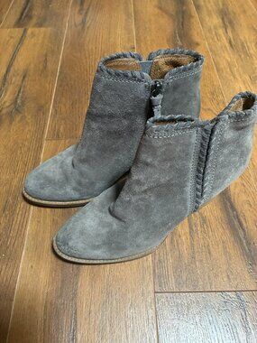 Women’s Sofft Wilton Pierre Grey Leather Suede Ankle Boots Size 8 Boho Festival.